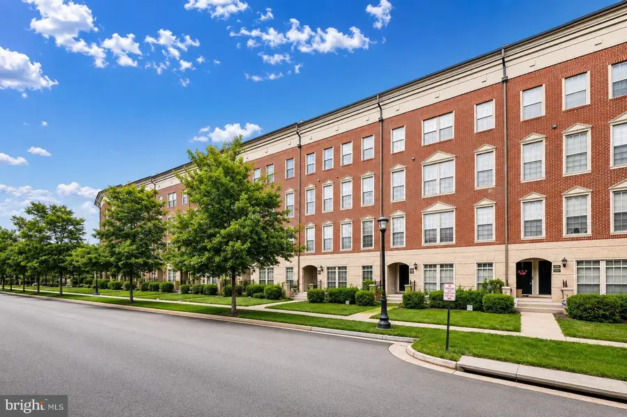 8045 Crescent Park Dr #198, Gainesville, VA 20155 - #2
