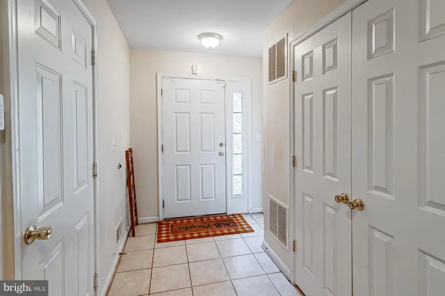 3020 Frankfurt Ct, Woodbridge, VA 22191 - #3