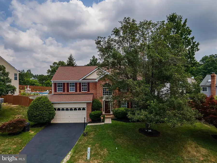 15521 Wheatfield Rd, Woodbridge, VA 22193 - #2