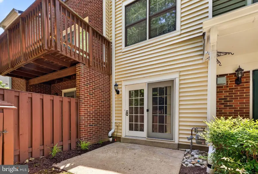 12585 Kempston Ln, Woodbridge, VA 22192 - #3