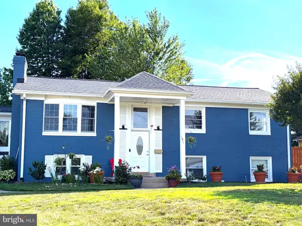 1911 Stafford St, WOODBRIDGE, VA 22191