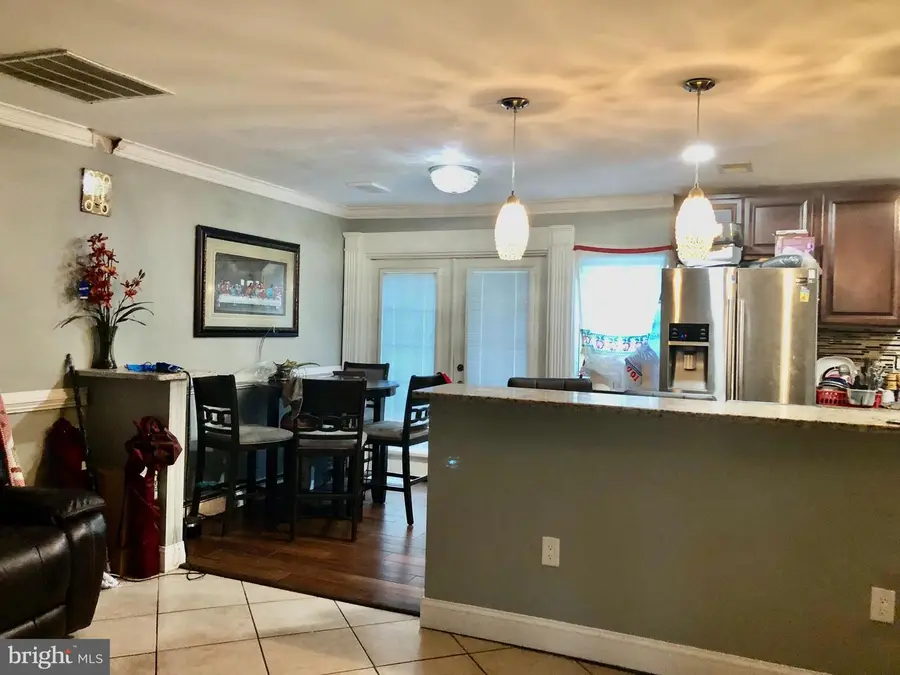 15411 Ohio Ave, Woodbridge, VA 22191 - #3