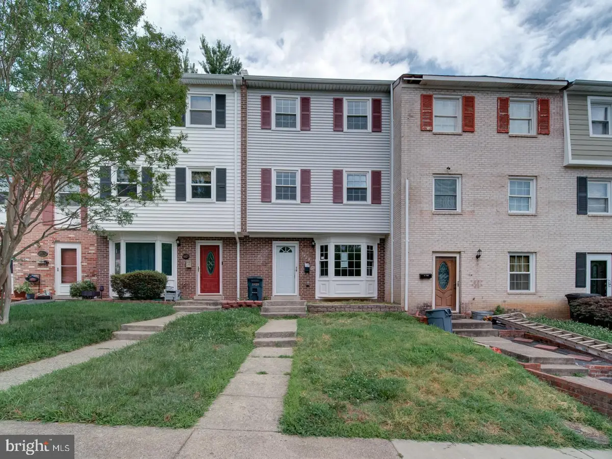 3429 Braddock Dr, Woodbridge, VA 22193 - #1