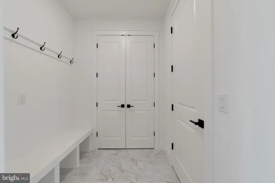 12150 Gore Meadow Dr, Nokesville, VA 20181 - #3