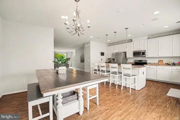 14798 Mason Creek Cir, WOODBRIDGE, VA 22191