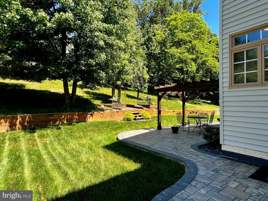 16524 Hayes Ln, Woodbridge, VA 22191 - #2