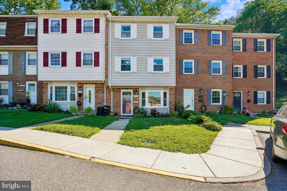 14373 Berkshire Dr, Woodbridge, VA 22193 - #1