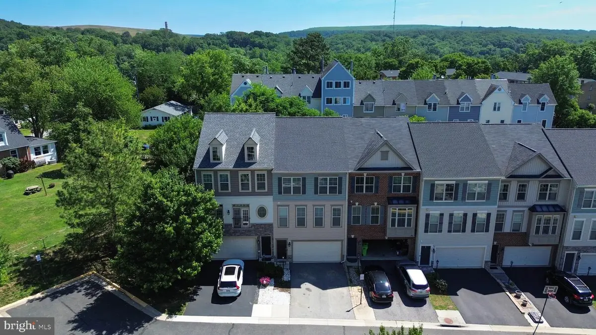 1403 Occoquan Heights Ct, Occoquan, VA 22125 - #1