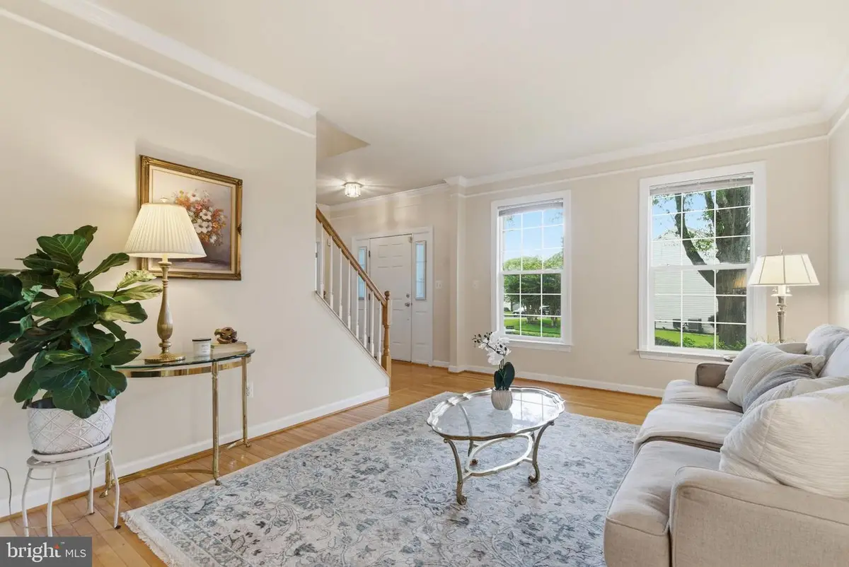 6000 Lyceum Ln, Manassas, VA 20112 - #1