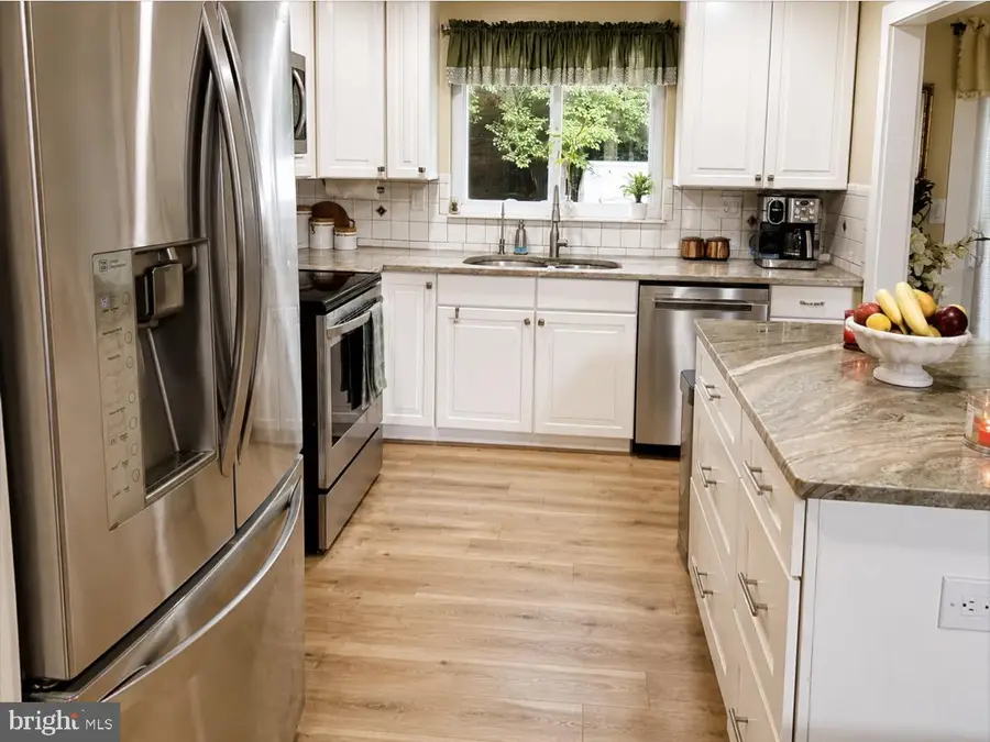2187 Jennings St, Woodbridge, VA 22191 - #3