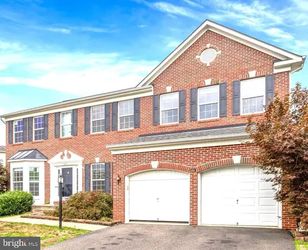 2861 Powell Dr, WOODBRIDGE, VA 22191