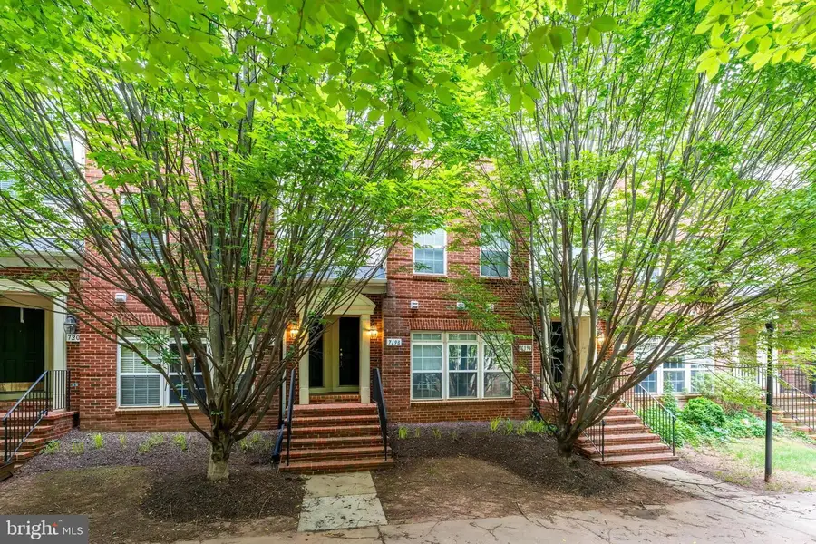 7198 Little Thames Dr, Gainesville, VA 20155 - #2