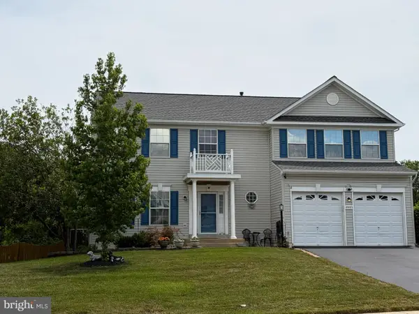8905 Edmonston Dr, BRISTOW, VA 20136