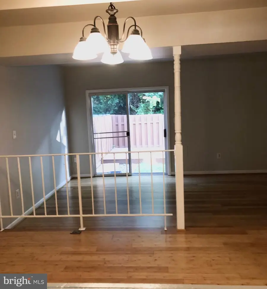 4233 Gibson Ct, Woodbridge, VA 22193 - #3