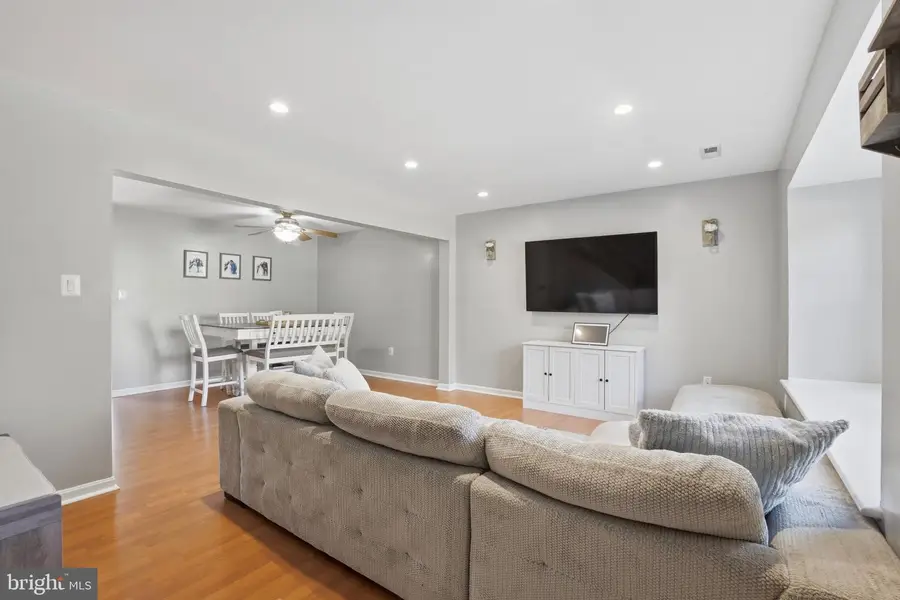 3324 Ladino Ct, Woodbridge, VA 22193 - #3