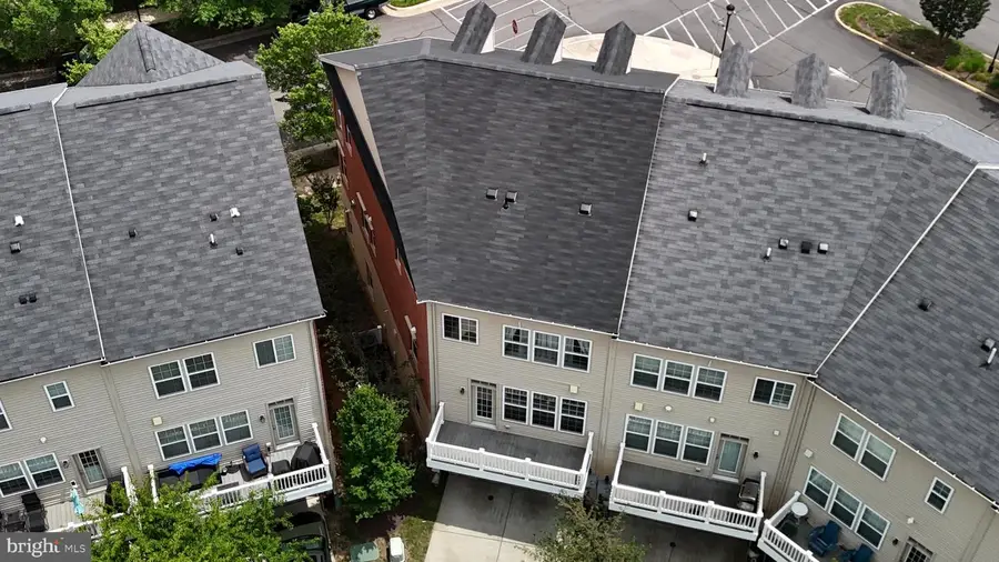 16000 Madison Ridge Pl, Gainesville, VA 20155 - #2