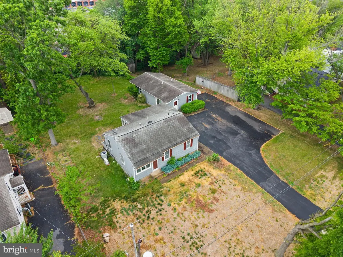 17423 & 17419 Wilson St, Dumfries, VA 22026 - #1