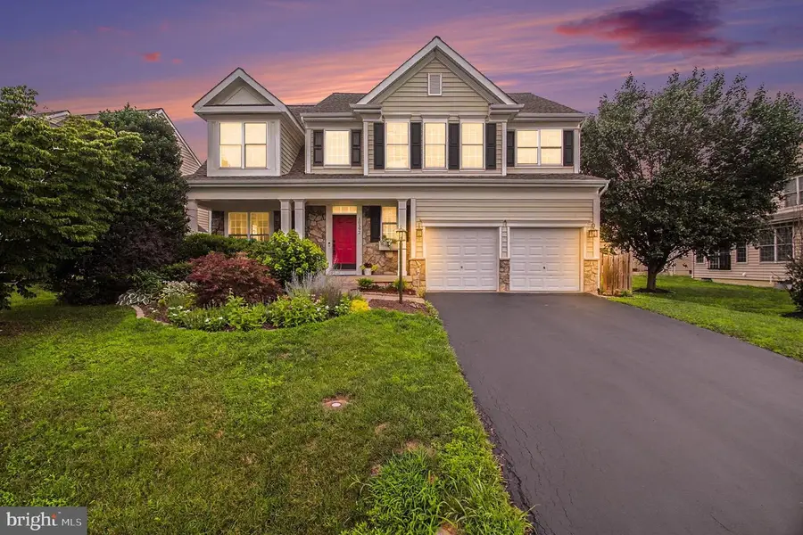 10592 Tattersall Dr, Manassas, VA 20112 - #2