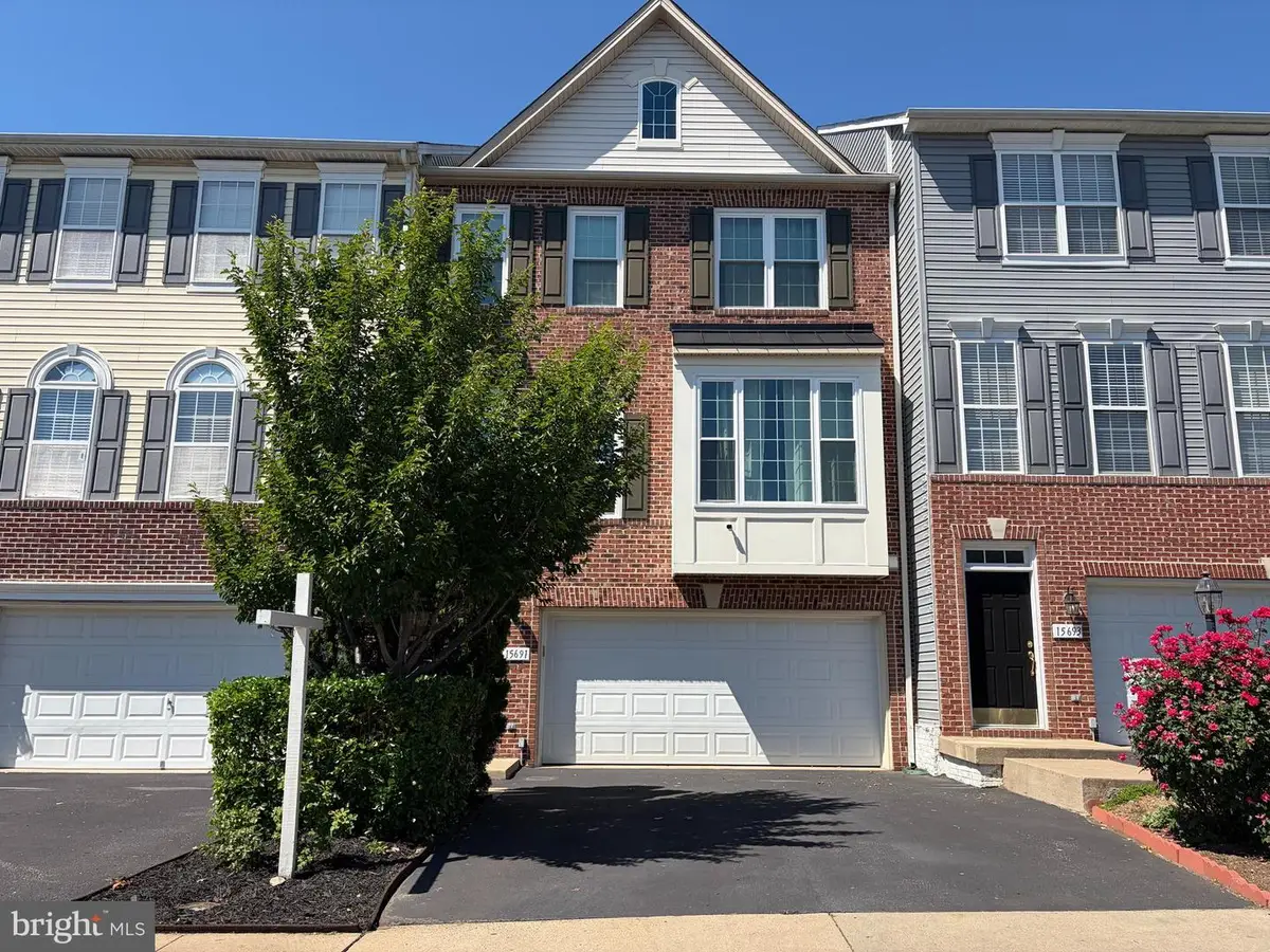 15691 William Bayliss Ct, Woodbridge, VA 22191 - #1