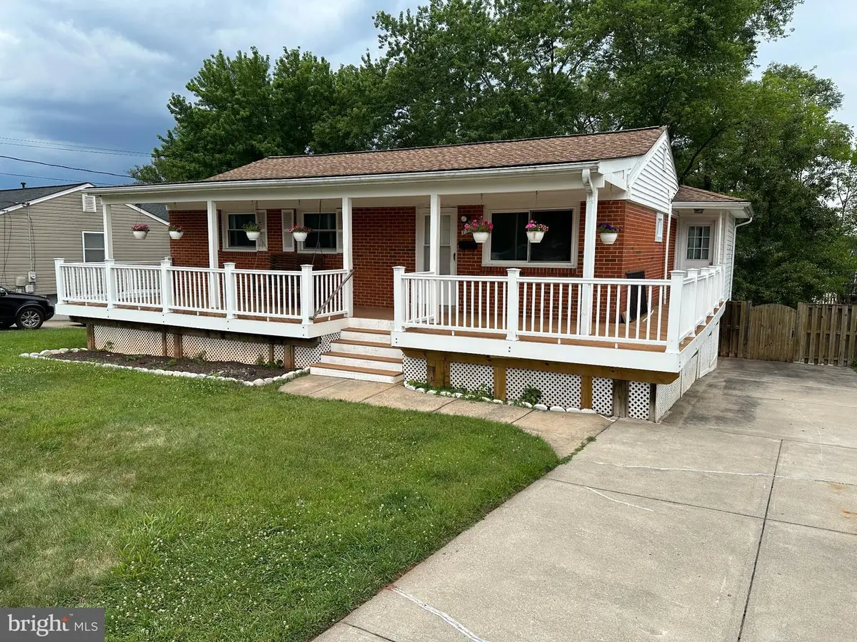7512 Albemarle Dr, Manassas, VA 20111 - #1