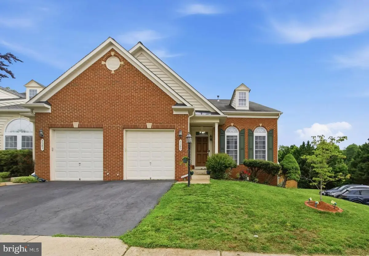 7385 Cluster House Way, Gainesville, VA 20155 - #1