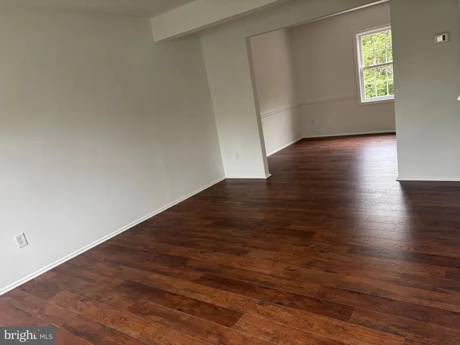 9586 Covington Pl, Manassas, VA 20109 - #2