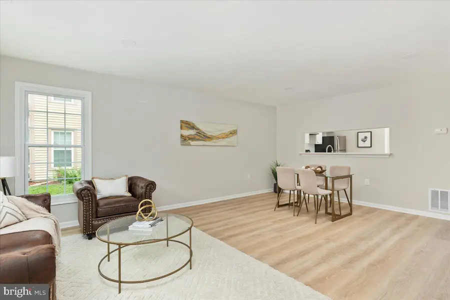 10430 Paradise Ct, Manassas, VA 20109 - #3