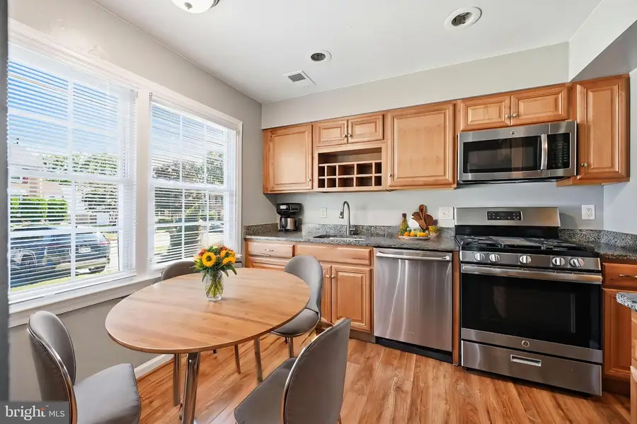 12571 Plymouth Ct, Woodbridge, VA 22192 - #3