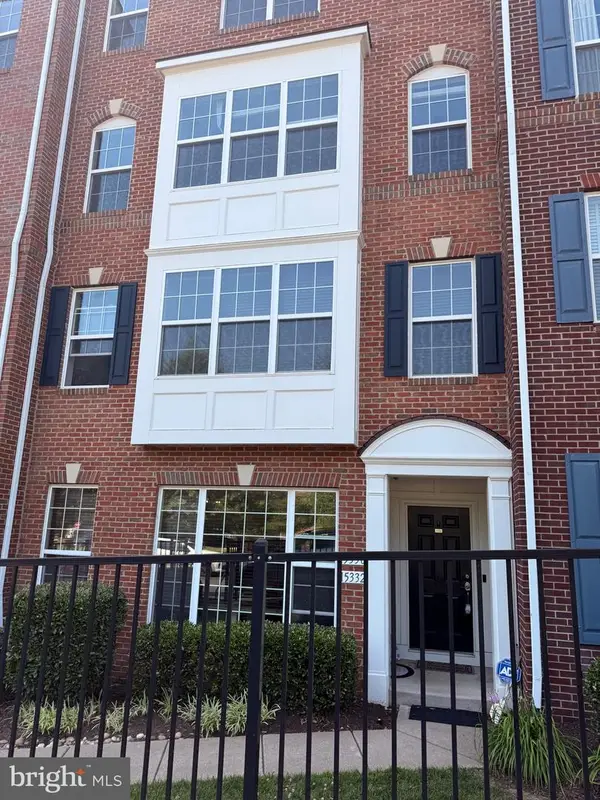 15332 Kensington Park Dr, WOODBRIDGE, VA 22191