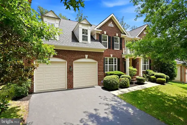 16671 Leocrie Pl, WOODBRIDGE, VA 22191