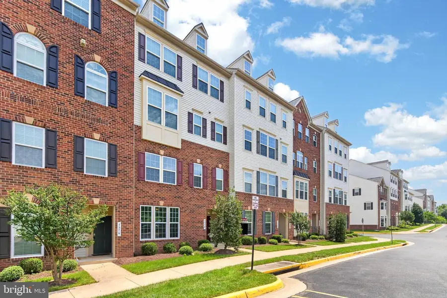 7574 Brunson Cir, Gainesville, VA 20155 - #2