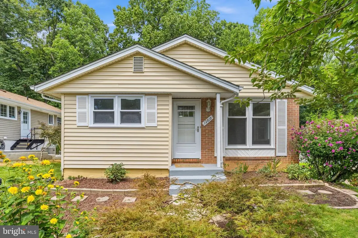 12819 Greenhall Dr, Woodbridge, VA 22192 - #1