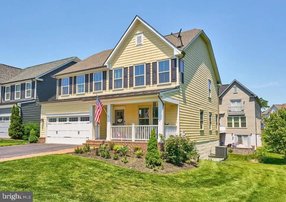 2301 Harmsworth Dr, Dumfries, VA 22026 - #1