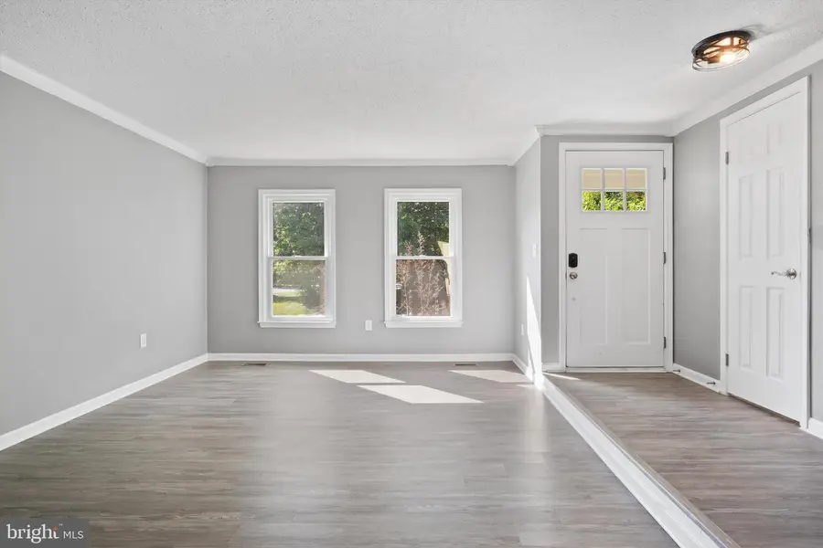 11565 Hill Meade Ln, Woodbridge, VA 22192 - #3