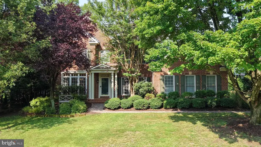 13539 Heritage Farms Dr, Gainesville, VA 20155 - #2