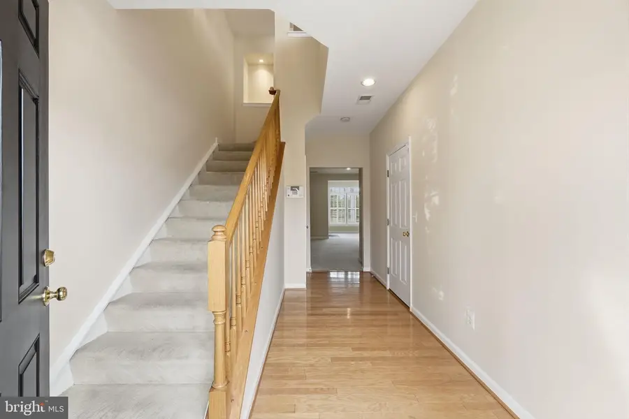 15054 Danehurst Cir, Gainesville, VA 20155 - #3
