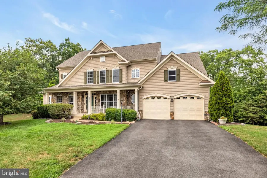 3232 Lost Pond Ct, Triangle, VA 22172 - #2
