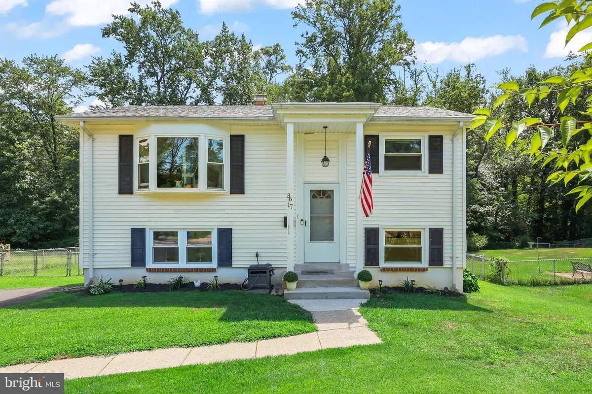 3617 Forestdale Ave, Woodbridge, VA 22193 - #1