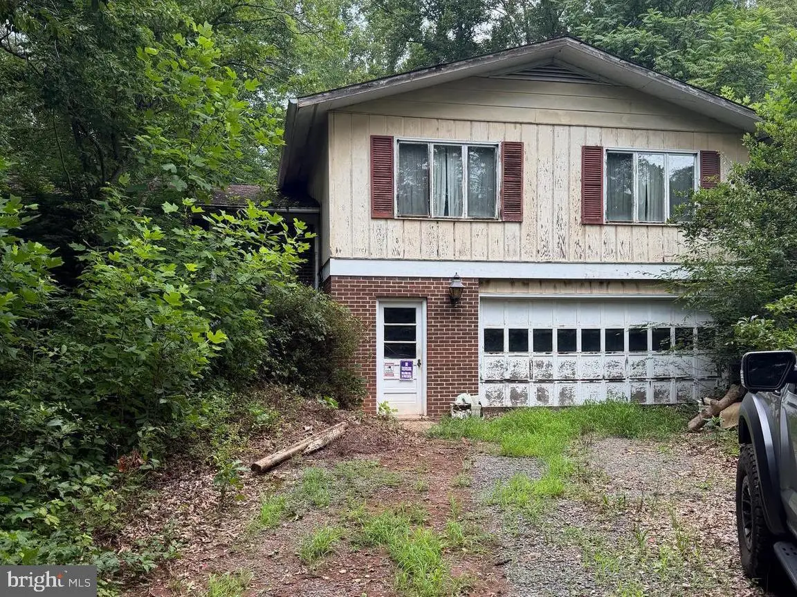 14327 Aden Rd, Nokesville, VA 20181 - #1