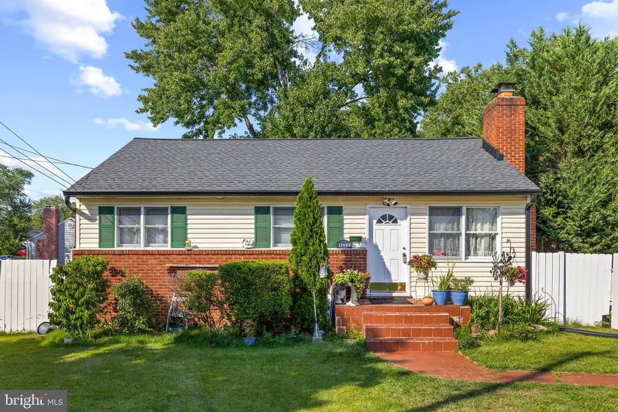 13803 Knowles St, Woodbridge, VA 22191 - #2