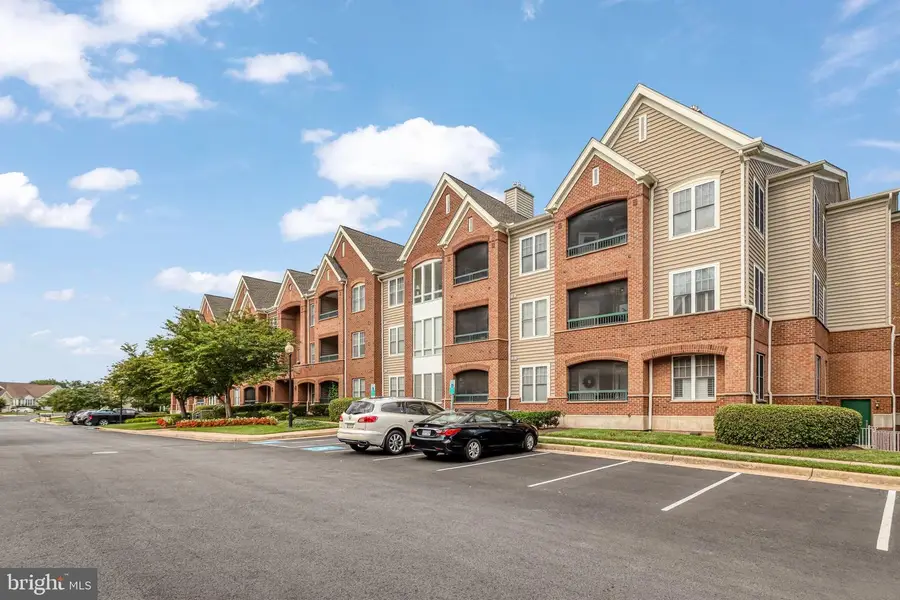 13890 Chelmsford Dr #305, Gainesville, VA 20155 - #2