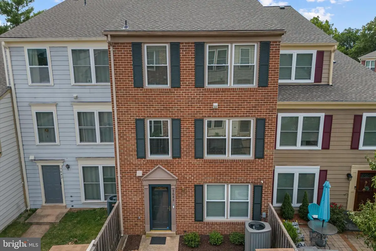 7644 Jordon Hollow Ct, Manassas, VA 20109 - #1