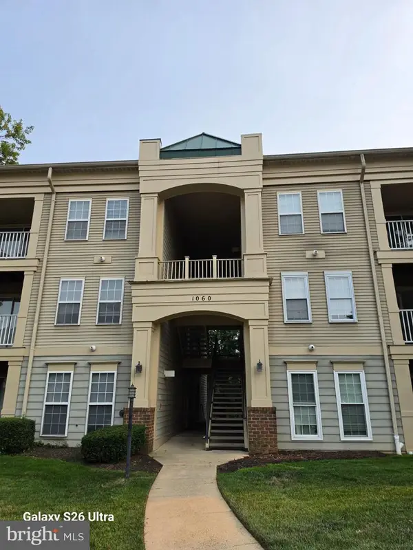 1060 Gardenview Loop #203, WOODBRIDGE, VA 22191