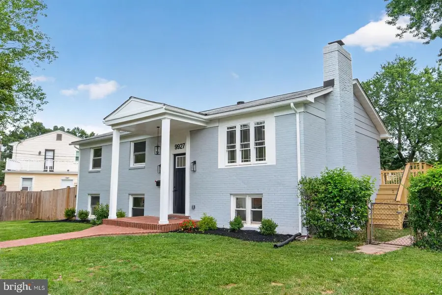 9927 Portsmouth Rd, Manassas, VA 20109 - #2