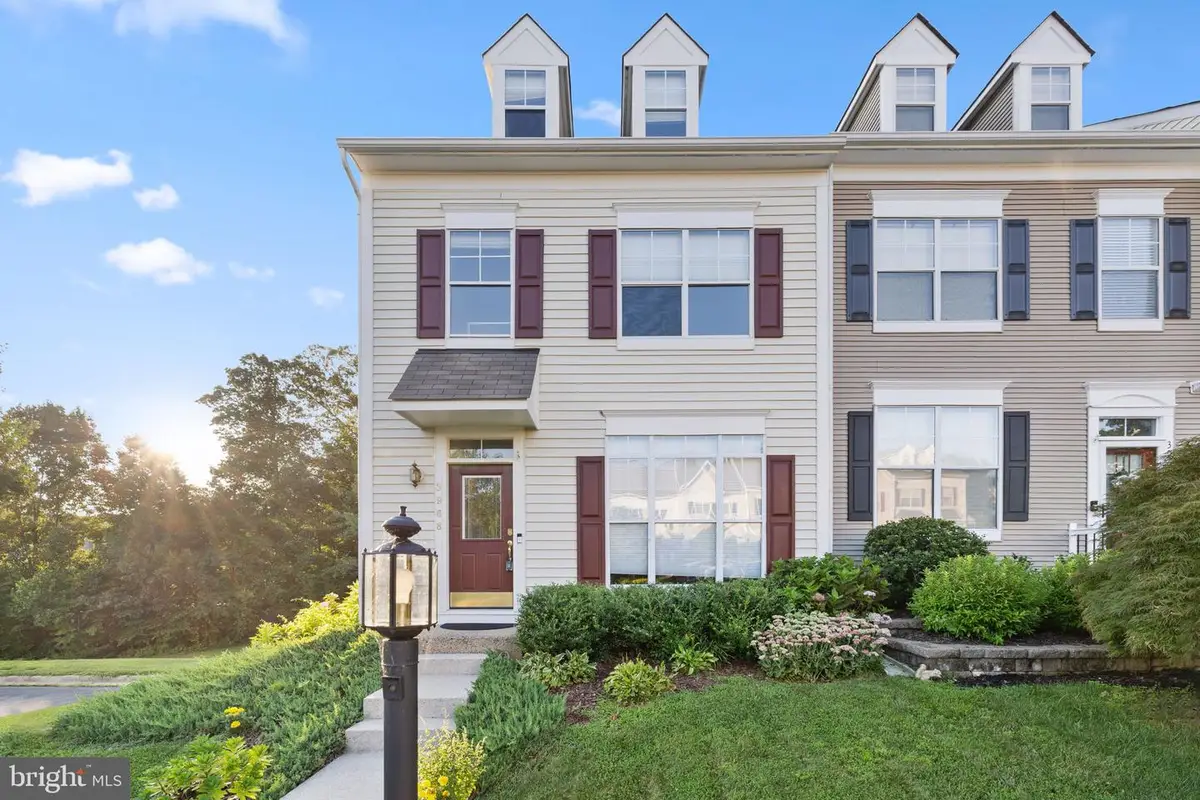 3968 Hartlake St, Woodbridge, VA 22192 - #1
