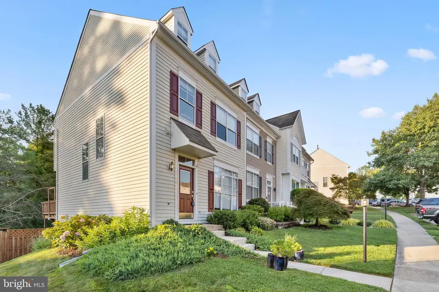 3968 Hartlake St, Woodbridge, VA 22192 - #2