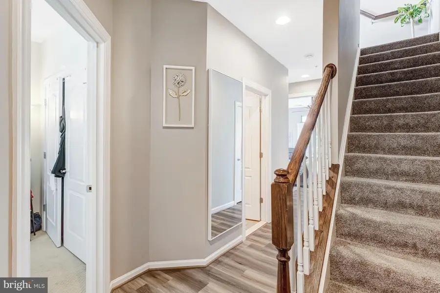 8173 Falls Grove Dr, Manassas, VA 20111 - #2