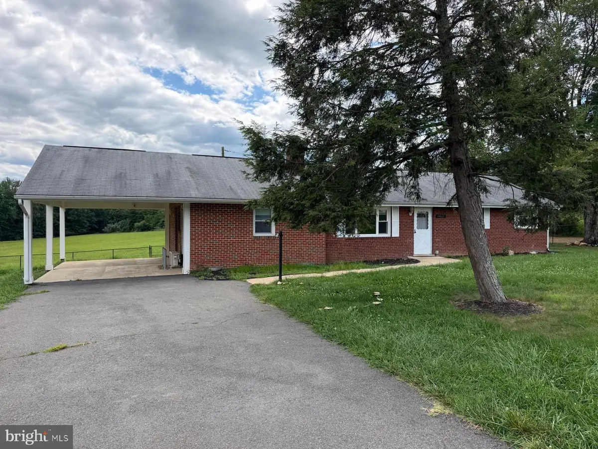 14606 Bristow Rd, Manassas, VA 20112 - #1