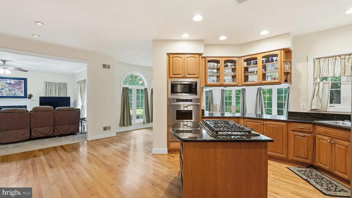 13301 Dumfries Rd, Manassas, VA 20112 - #1