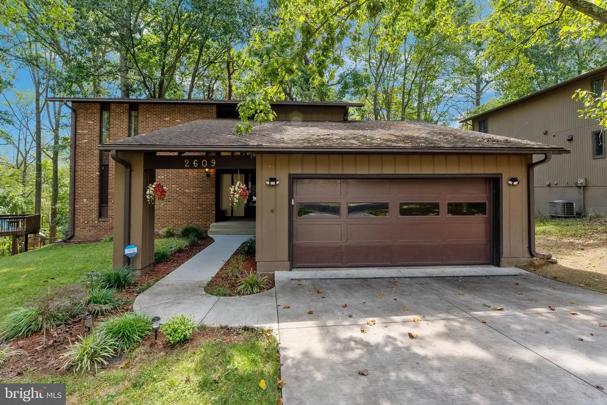 2609 Woodfern Ct, Woodbridge, VA 22192 - #1